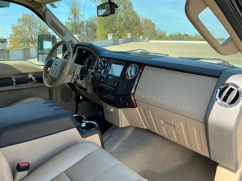Used 2008 Ford F350 4x4 Crew Cab Super Duty image 32