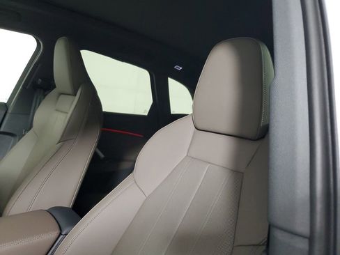 New 2025 Audi Q5 Premium Plus image 23