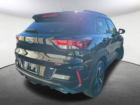 Used 2023 Chevrolet TrailBlazer RS w/ Sun and Liftgate Package image 14
