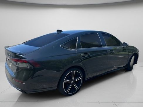 Used 2023 Honda Accord Sport image 6