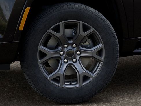 New 2026 Jeep Grand Wagoneer Limited AWD/4WD image 8