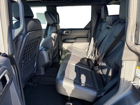 New 2026 Ford Bronco Badlands image 16