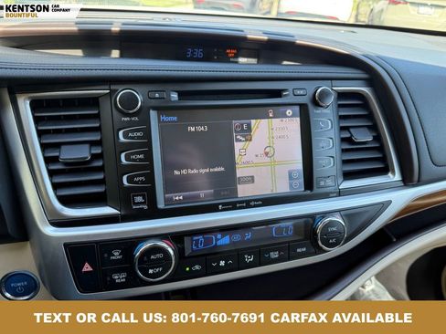 Used 2019 Toyota Highlander Limited Platinum AWD/4WD image 30