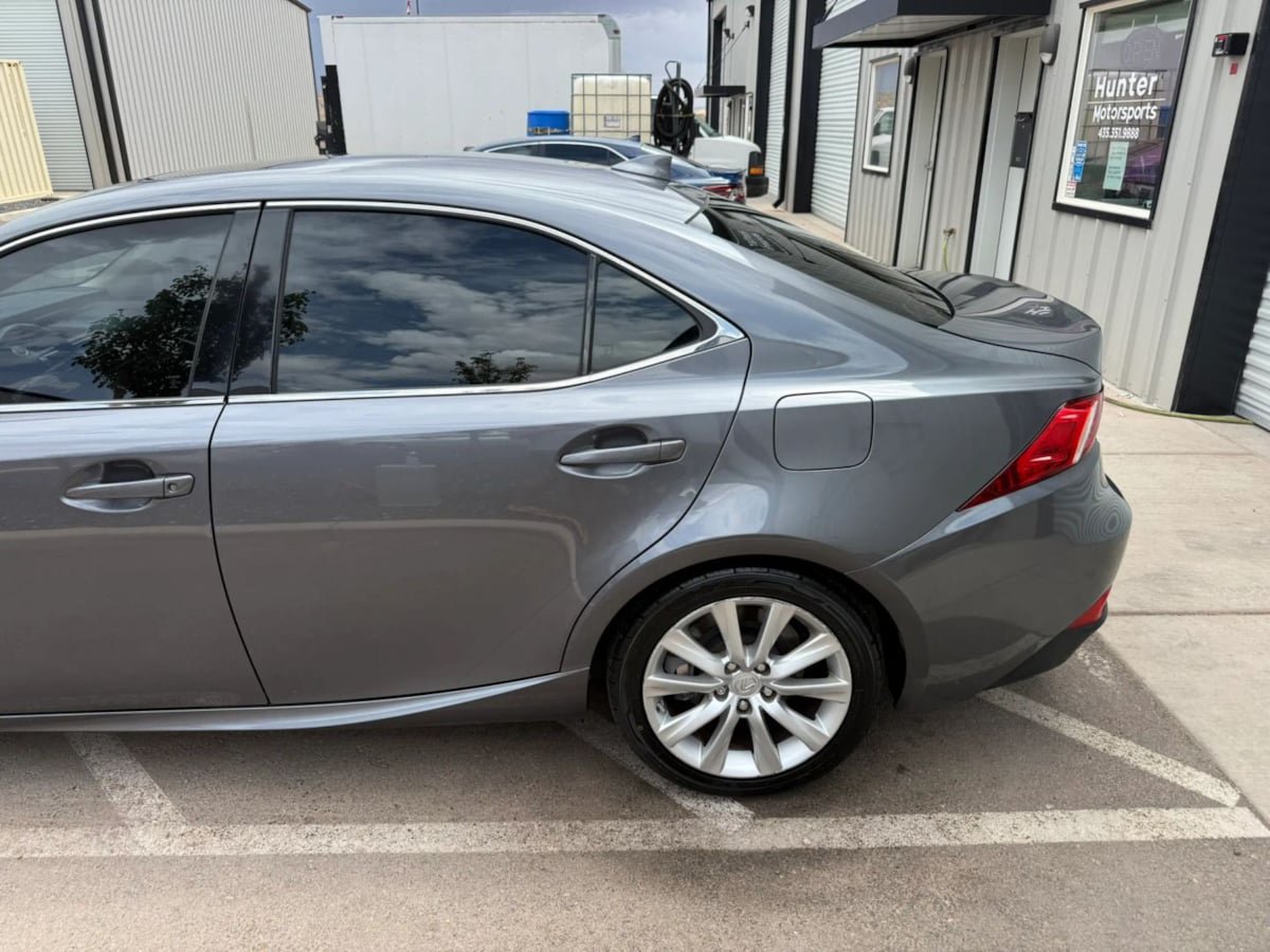 Used 2016 Lexus IS 200t RWD image 4