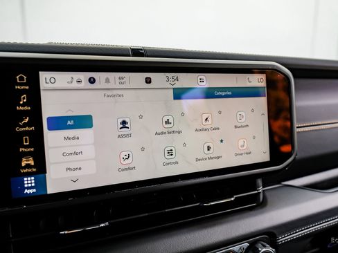 Used 2024 Jeep Gladiator Sport image 60