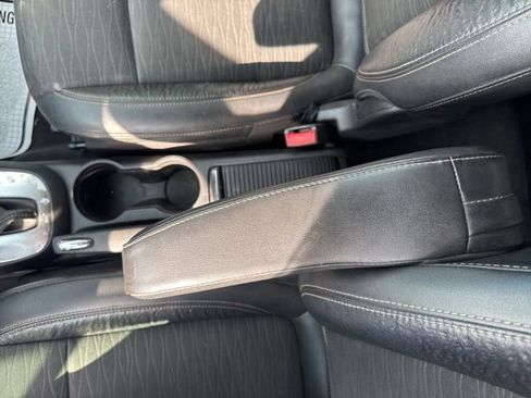 Used 2015 Buick Encore FWD image 23