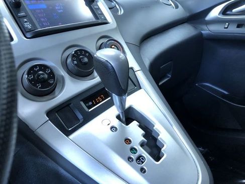 Used 2013 Toyota Matrix S FWD image 26