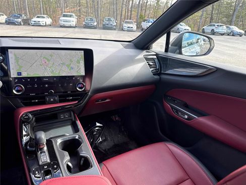 Used 2024 Lexus NX 250 FWD w/ Premium Package image 14