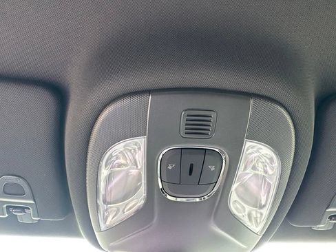 New 2026 Jeep Compass Latitude AWD/4WD image 17