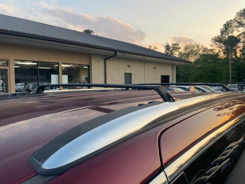 Used 2020 Chrysler Pacifica Touring-L image 11