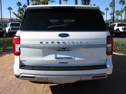 Certified 2024 Ford Expedition Max XLT image 3