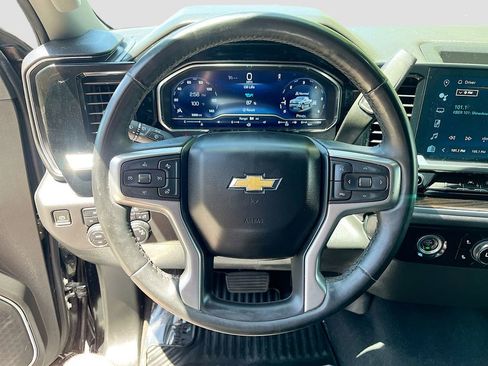 Used 2024 Chevrolet Silverado 1500 LT AWD/4WD image 11