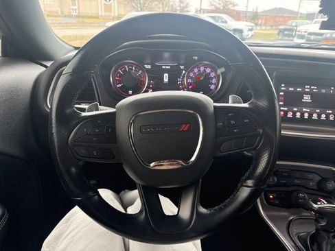 Used 2021 Dodge Challenger R/T image 12