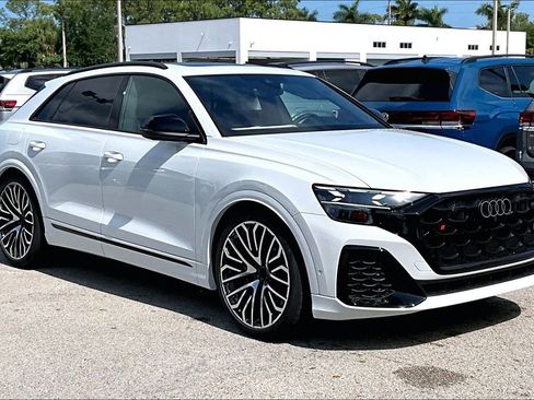 New 2026 Audi SQ8 Prestige AWD/4WD image 2