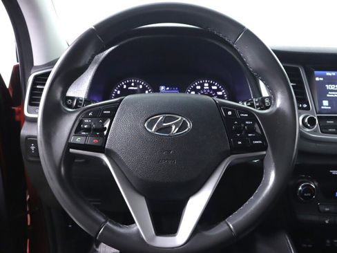 Used 2018 Hyundai Tucson Value AWD/4WD image 11