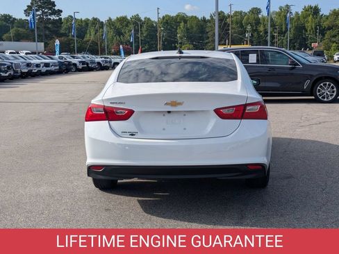 Used 2024 Chevrolet Malibu LS FWD image 4