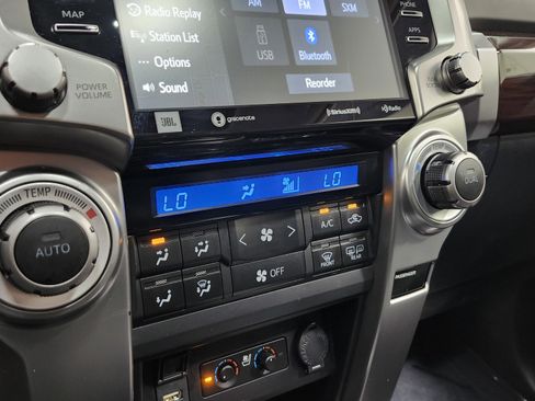 Used 2023 Toyota 4Runner Limited image 33