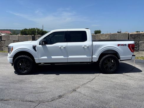 Used 2021 Ford F150 XLT w/ Equipment Group 302A High AWD/4WD image 4