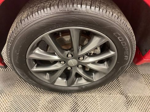 Used 2018 Dodge Durango GT image 14