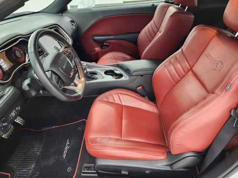 Used 2019 Dodge Challenger SRT Hellcat Redeye RWD image 8