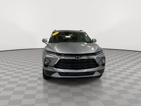 Certified 2024 Chevrolet Blazer LT w/ Convenience Package image 3
