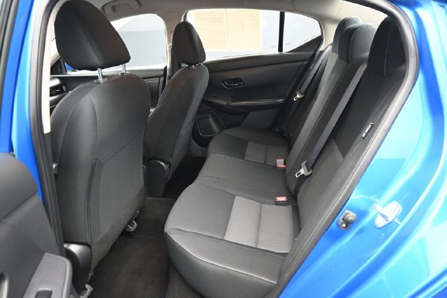 Used 2025 Nissan Sentra SV w/ All-Weather Package FWD image 8