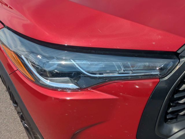 Used 2022 Toyota Corolla Cross LE w/ Moonroof Package FWD image 9