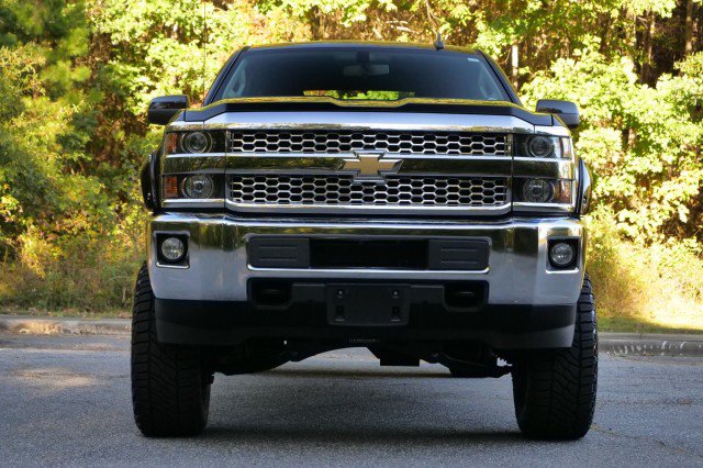Used 2019 Chevrolet Silverado 2500 LT w/ All Star Edition AWD/4WD image 5