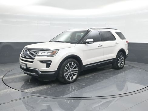 Used 2018 Ford Explorer Platinum image 1