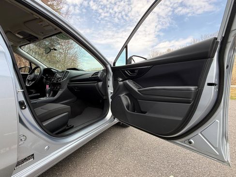 Used 2019 Subaru Impreza 2.0i image 25