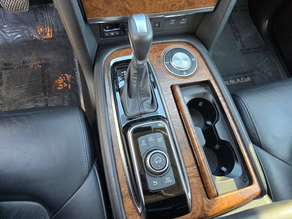 Used 2024 Nissan Armada SL w/ Captain's Chairs Package RWD image 27