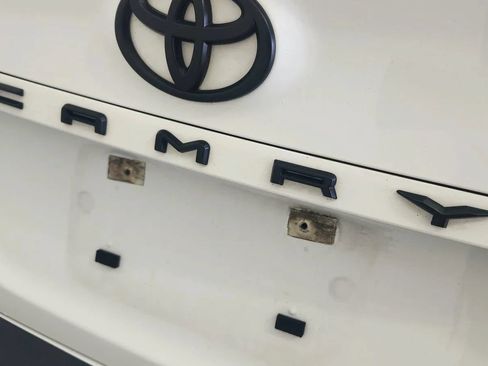 Used 2024 Toyota Camry SE w/ Cold Weather Package FWD image 35