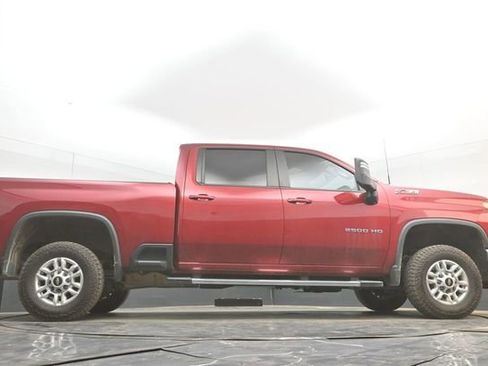 Used 2022 Chevrolet Silverado 2500 LT w/ Convenience Package AWD/4WD image 34
