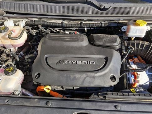 Certified 2021 Chrysler Pacifica Pinnacle image 33