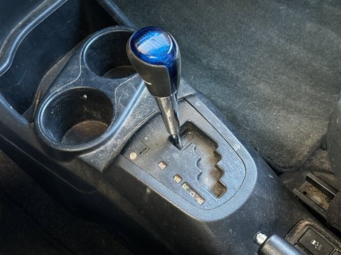 Used 2016 Toyota Prius C Two image 18