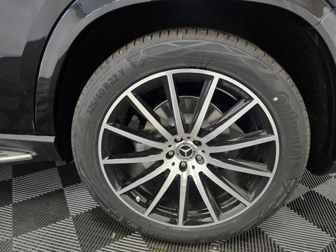 New 2026 Mercedes-Benz GLS 580 4MATIC image 24