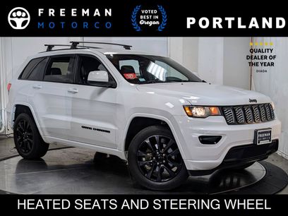 Used 2017 Jeep Grand Cherokee Altitude