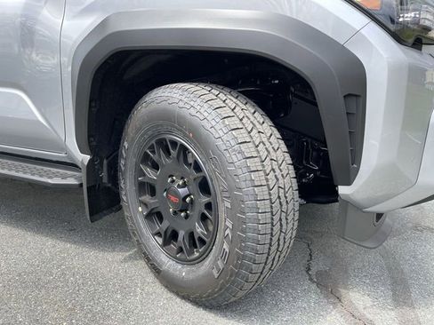 New 2026 Toyota 4Runner TRD Off-Road Premium AWD/4WD image 10