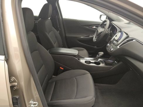 Used 2023 Chevrolet Malibu LT FWD image 21