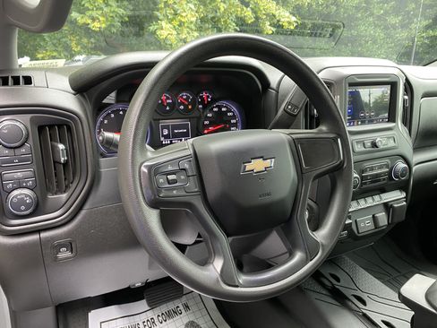 Used 2024 Chevrolet Silverado 3500 W/T AWD/4WD image 17
