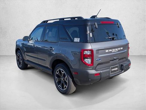 New 2025 Ford Bronco Sport Outer Banks image 9