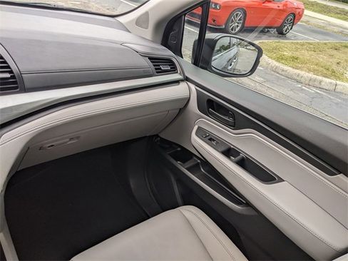 Used 2019 Honda Odyssey EX-L image 16