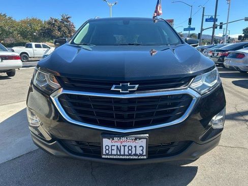 Used 2018 Chevrolet Equinox LT image 2