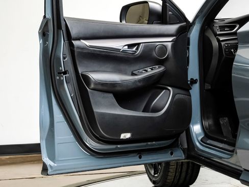 Used 2023 INFINITI QX55 Luxe w/ Cargo Package image 43