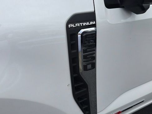New 2026 Ford F250 Platinum w/ Platinum Plus Package AWD/4WD image 23