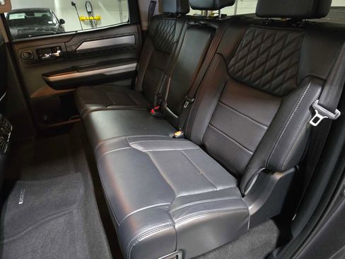Used 2019 Toyota Tundra Platinum AWD/4WD image 19