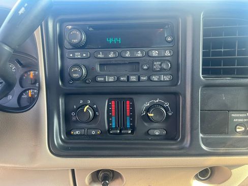 Used 2004 GMC Sierra 1500 SLE image 12