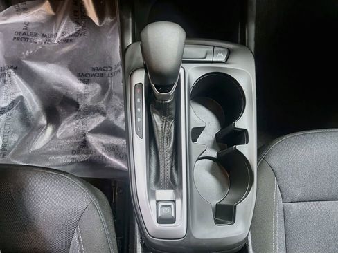 Used 2025 Chevrolet Trax LS w/ Driver Confidence Package FWD image 17