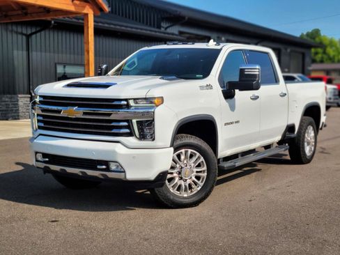 Used 2021 Chevrolet Silverado 2500 High Country AWD/4WD image 1