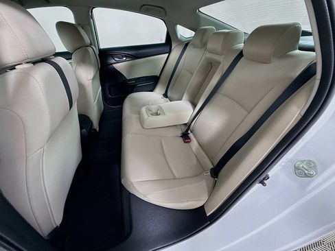 Used 2017 Honda Civic EX image 24